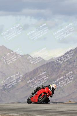 media/Nov-16-2025-Race Pace (Sun) [[8c5fa54630]]/Verified Riders/5-Turn 9 (1135am)/